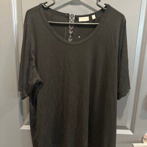 Evolution Women's 2X Black Short Sleeve Blouse